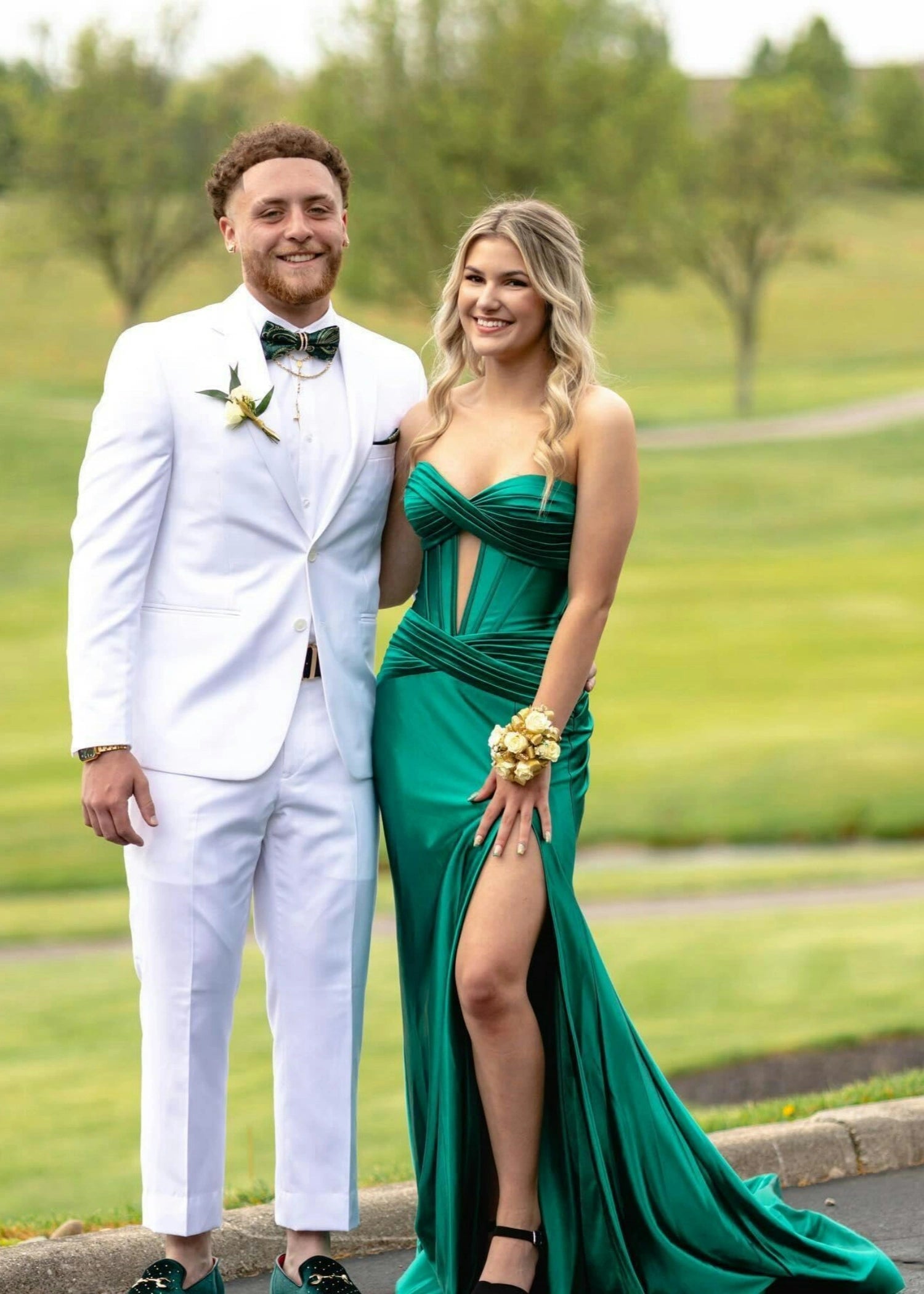 Donna |Mermaid Sweetheart Green Satin Long Prom Dress With Slit - Green - US0 - PromDressClub