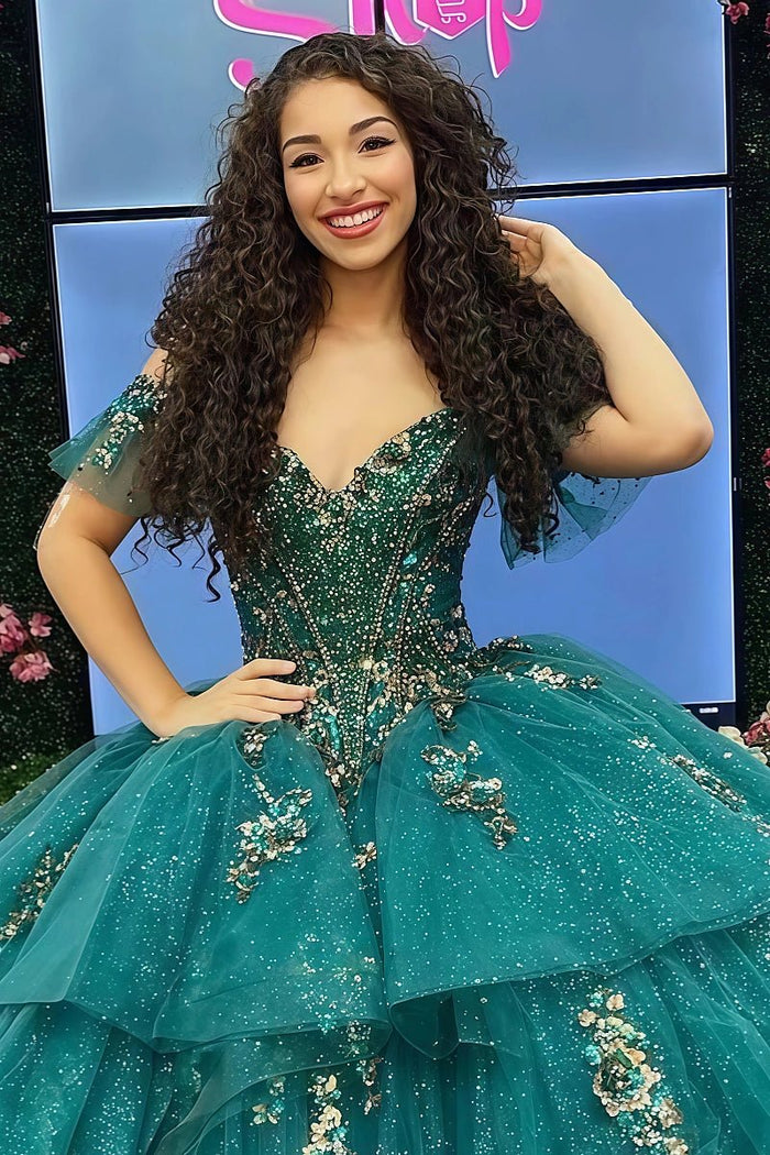 Leticia | Own Your Spotlight in Stunning Emerald Green Quince Dress - Emerald Green - PromDressClub