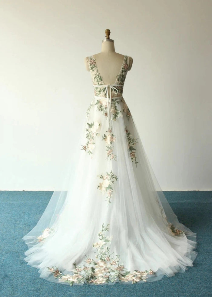 Lily | Discover the Perfect Floral Wedding Dress for Your Dream Big Day - White Floral - PromDressClub