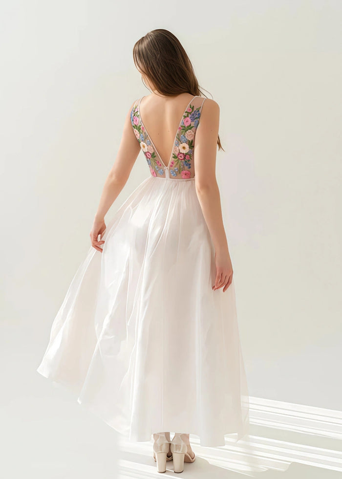 Luciana | Discover Your Dream Floral Wedding Dress: Timeless Elegance & Effortless Grace - White Floral - PromDressClub